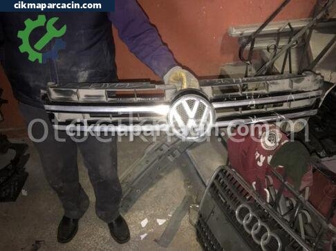 Volkswagen Touareg Panjur çıkma parça