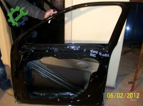 Porsche Cayenne Sağ Ön Kapı 2011-2015 çıkma parça