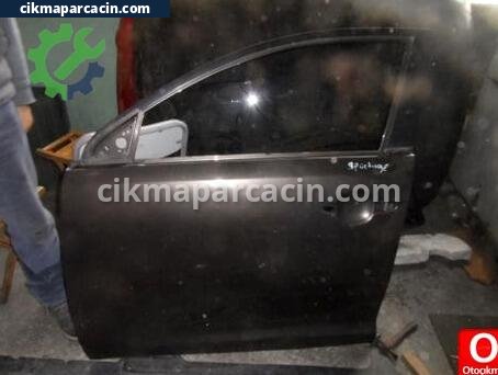 Kia Sportage Sol Ön Kapı çıkma parça