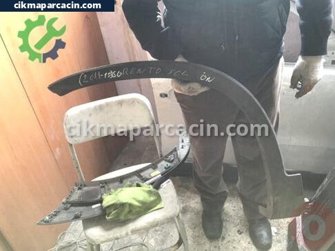 Kia Sorento Sol Ön Çamurluk çıkma parça