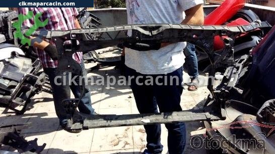 Audi A6 Ön Panel çıkma parça