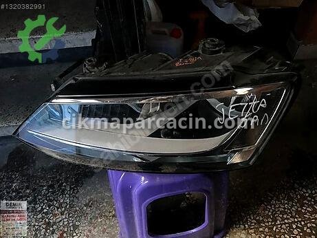 Volkswagen Jetta Sol Ön Far çıkma parça