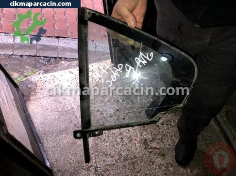 Volkswagen Jetta Sol Arka Kelebek Camı çıkma parça