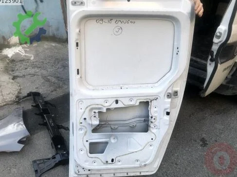 Renault Kangoo Sağ Sürgülü Kapı 2011-2018 çıkma parça