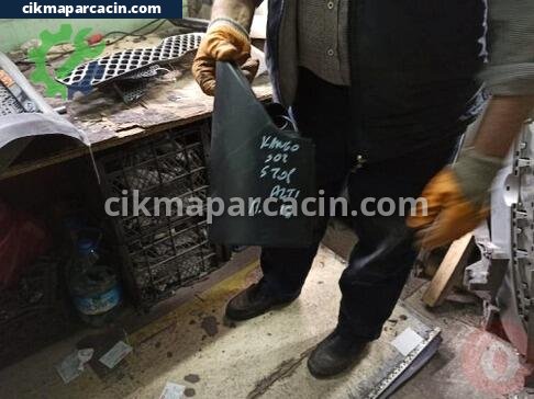 Renault Kangoo Bakalitler çıkma parça