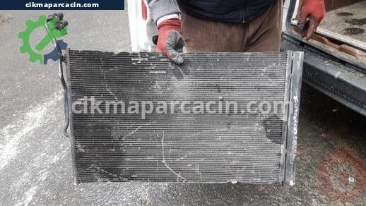 Porsche Cayenne Klima Radyatörü çıkma parça