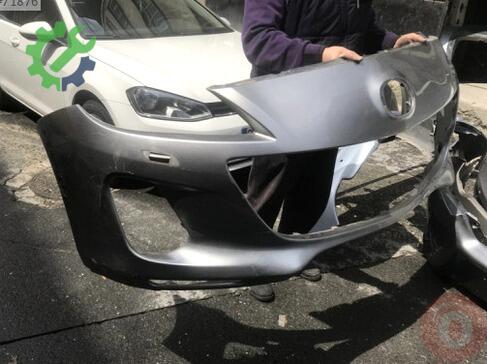 Mazda 3 Ön Tampon çıkma parça