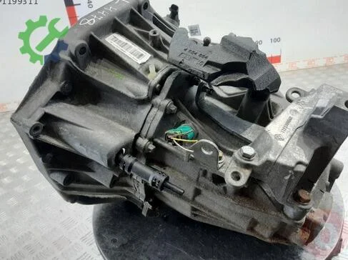 Renault Latitude Şanzıman Komple 320105094R çıkma parça