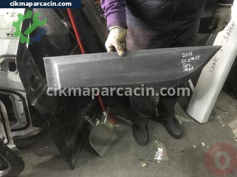 Renault Scenic Kapı Çıtası çıkma parça