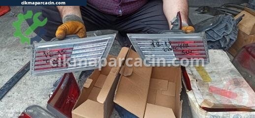 Honda Civic Tampon Reflektörü çıkma parça