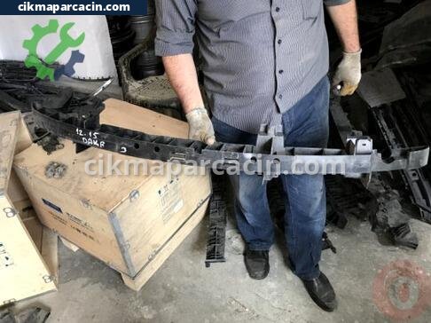 Dacia Dokker Tampon Braketi çıkma parça
