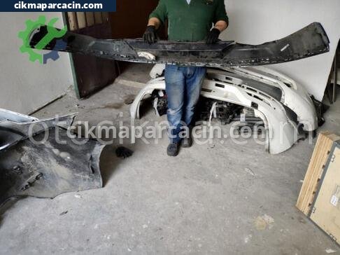 Volkswagen Passat Arka Tampon çıkma parça