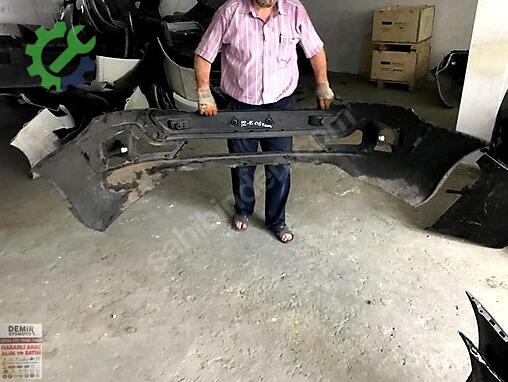 Ford Transit Ön Tampon çıkma parça