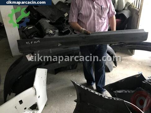 Ford Focus Marşbiyel Kaplaması çıkma parça
