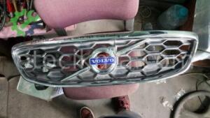 2012 V40 PANJUR VOLVO ORJİNAL ÇIKMA PARÇA