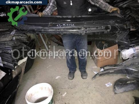 Ford Kuga Arka Tampon çıkma parça