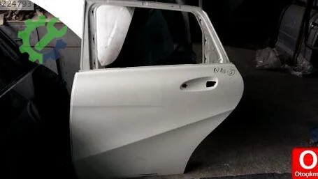 Mercedes-Benz B Serisi Sol Arka Kapı 2013-2015 çıkma parça