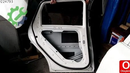 Mercedes-Benz B Serisi Sol Arka Kapı 2013-2015 çıkma parça