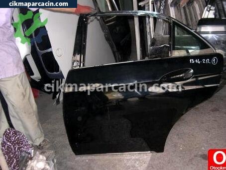 Mercedes-Benz E Serisi Kapı (Arka Sağ) çıkma parça