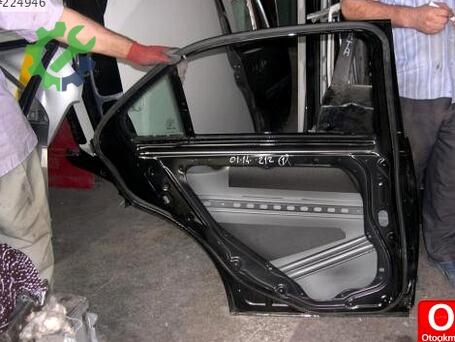Mercedes-Benz E Serisi Kapı (Arka Sağ) 2013-2015 çıkma parça