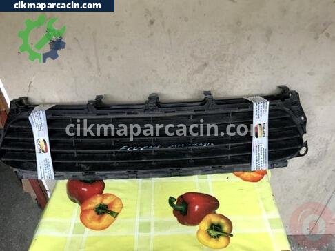 Renault Fluence Tampon Izgarası çıkma parça