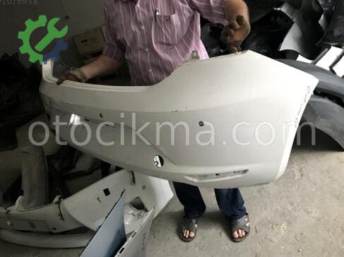Seat Leon Arka Tampon 2013-2016 çıkma parça