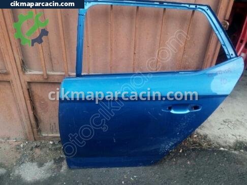 Skoda Octavia Sol Arka Kapı çıkma parça