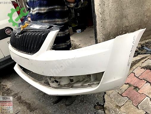 Skoda Octavia Ön Tampon çıkma parça