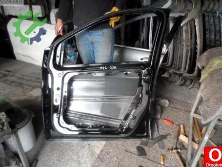 Mercedes-Benz B Serisi Sağ Ön Kapı 2013-2017 çıkma parça