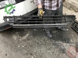 2013-2017 GOLF 7 ÖN TAMPON IZGARASI VOLKSWAGEN ORJİNAL ÇIKMA