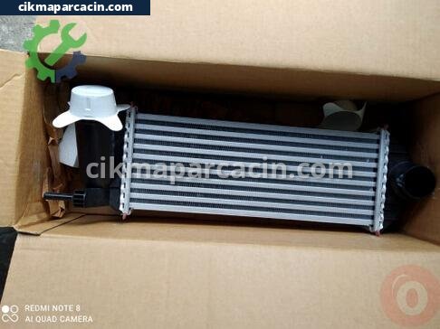 Renault Kangoo Intercooler Radyatörü çıkma parça