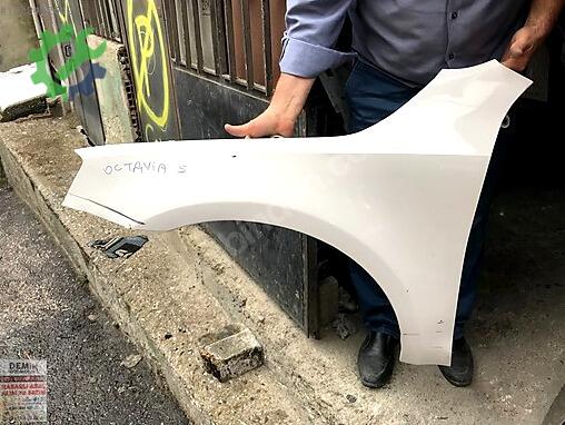 Skoda Octavia Ön Çamurluk çıkma parça