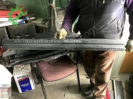 Jeep Grand Cherokee Sol Ön Kapı çıkma parça