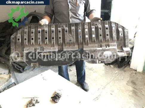 Toyota Avensis Ön Tampon çıkma parça