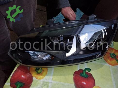 Volkswagen Polo Sol Ön Far çıkma parça