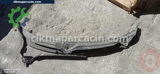 Mini Clubman Ön Cam Izgarası çıkma parça