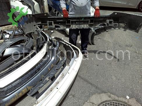 Audi Q3 Arka Tampon çıkma parça