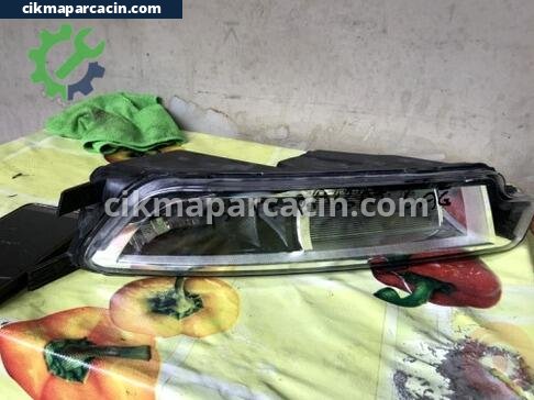 Volkswagen Passat Sis Far çıkma parça