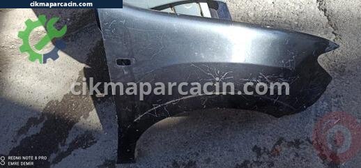 Dacia Sandero Sağ Ön Çamurluk çıkma parça