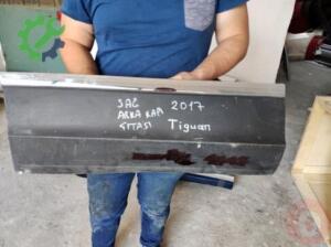 2016-2018 TİGUAN SAĞ ARKA KAPI ÇITASI VOLKSWAGEN ORJİNAL