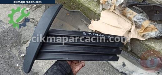 Toyota Corolla Sis Kapağı çıkma parça