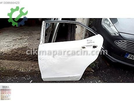 Toyota Corolla Sol Arka Kapı çıkma parça