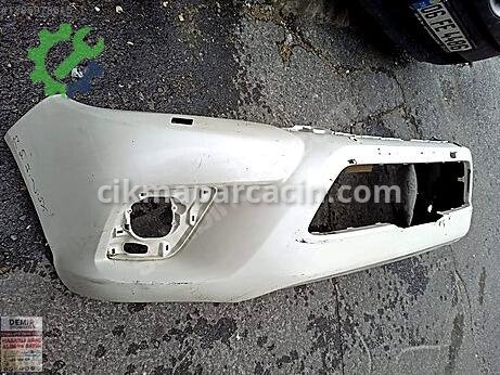 Toyota Hilux Ön Tampon çıkma parça