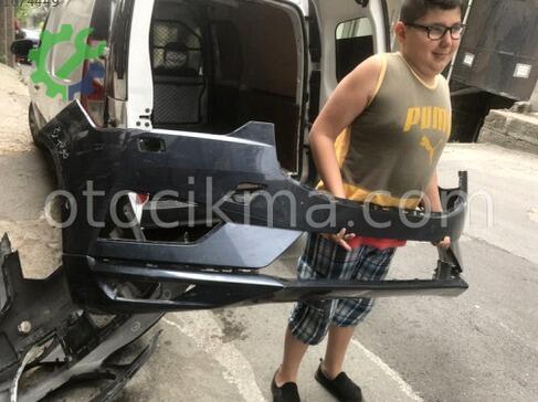 Volvo XC60 Ön Tampon çıkma parça