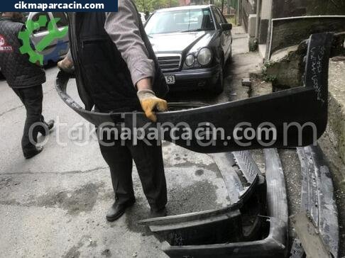 Volvo V90 Arka Tampon çıkma parça