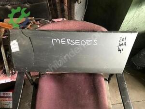 201 E SERİSİ SOL ARKA KAPI KAPLAMASI MERCEDES ORJİNAL ÇIKMA