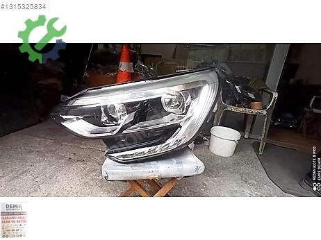 Renault Megane Sol Ön Far çıkma parça