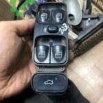 203 C SERİSİ CAM DÜĞMESİ MERCEDES ORJİNAL ÇIKMA PARÇA