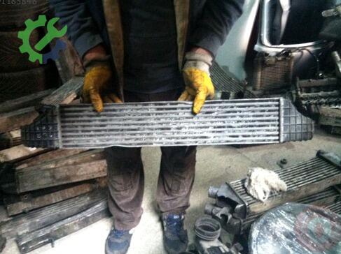 Mercedes-Benz C Serisi Intercooler Radyatörü çıkma parça