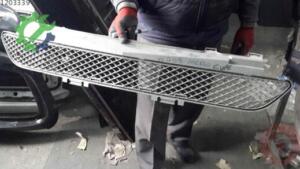 203 COUPE C SERİSİ ÖN TAMPON IZGARASI MERCEDES ORJİNAL ÇIKMA